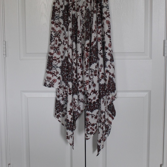 Dress - Picture 4 of 5